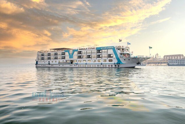 9-Day Egypt Tour: Cairo, Nile Cruise & Marsa Alam Holiday